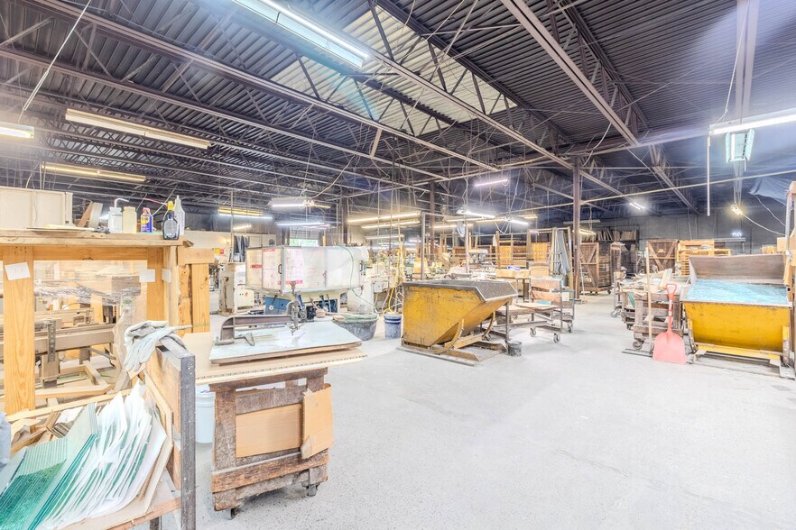 More Photos Of 55-57 Mark Dr, Delmont Light Manufacturing For Lease