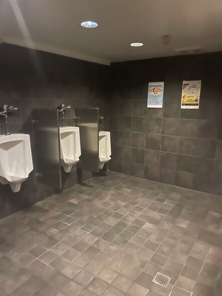 More Photos Of 531 Castro St, San Francisco Storefront Retail Residential For Lease