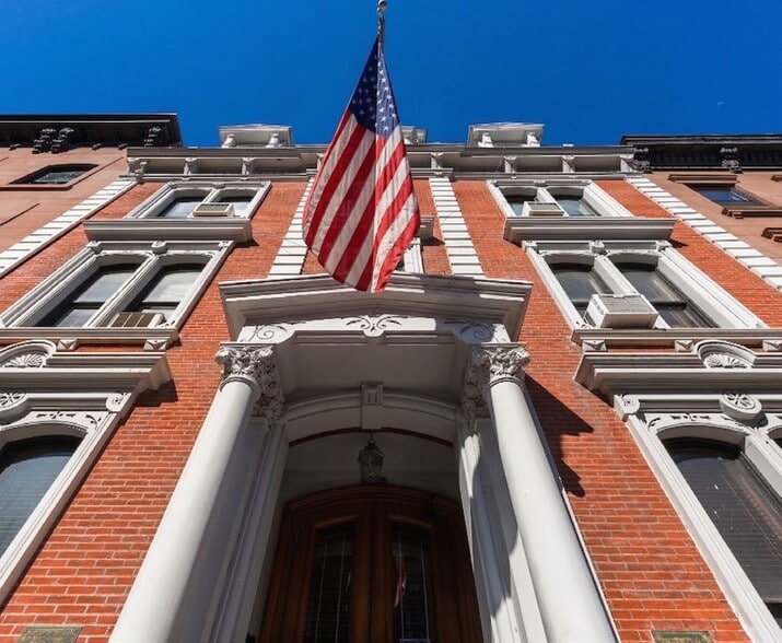 More Photos Of 123 Remsen St, Brooklyn Office For Sale