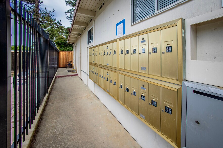 More Photos Of 3066 Willow Pass Rd, Concord Apartments For Sale