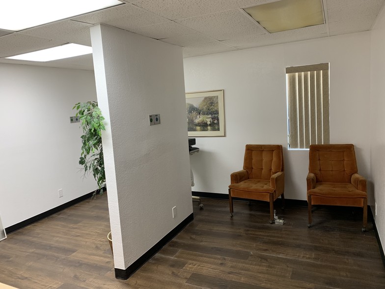 More Photos Of 9722 Laurel Canyon Blvd, Arleta Medical For Lease
