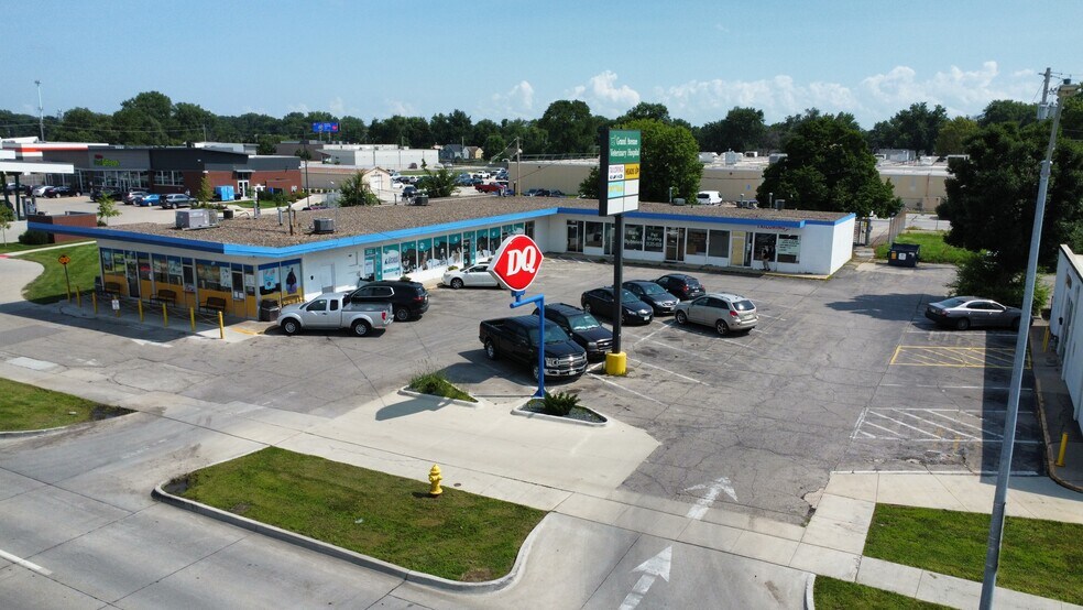 Primary Photo Of , Ankeny General Retail For Sale