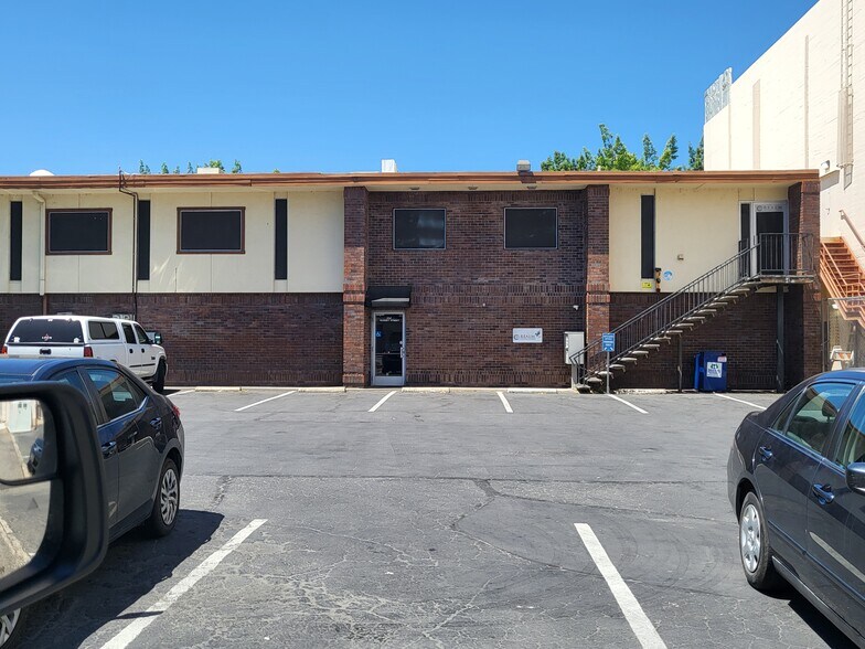 More Photos Of 1767 Market St, Redding Loft Creative Space For Lease