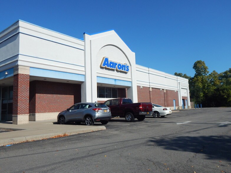 More Photos Of 1035 State St, Schenectady Freestanding For Sale