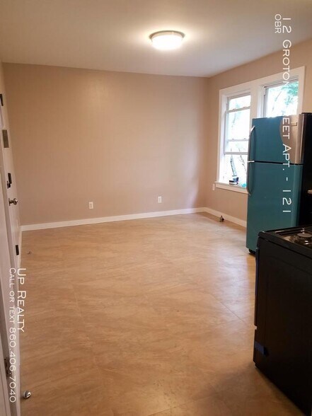 More Photos Of 12-16 Groton St, Hartford Apartments For Sale
