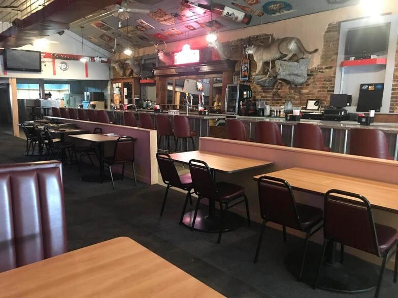 More Photos Of 50 S Main St, Utica Bar For Sale