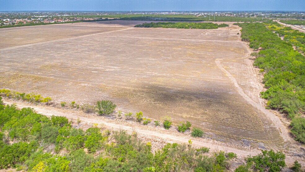 More Photos Of International Pkwy, McAllen Land For Sale