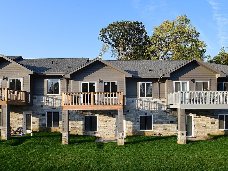 More Photos Of , Bellevue Multifamily For Sale