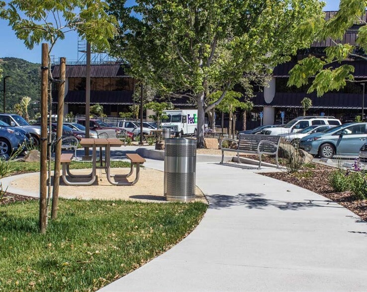 More Photos Of 4000 Civic Center Dr, San Rafael Medical For Lease