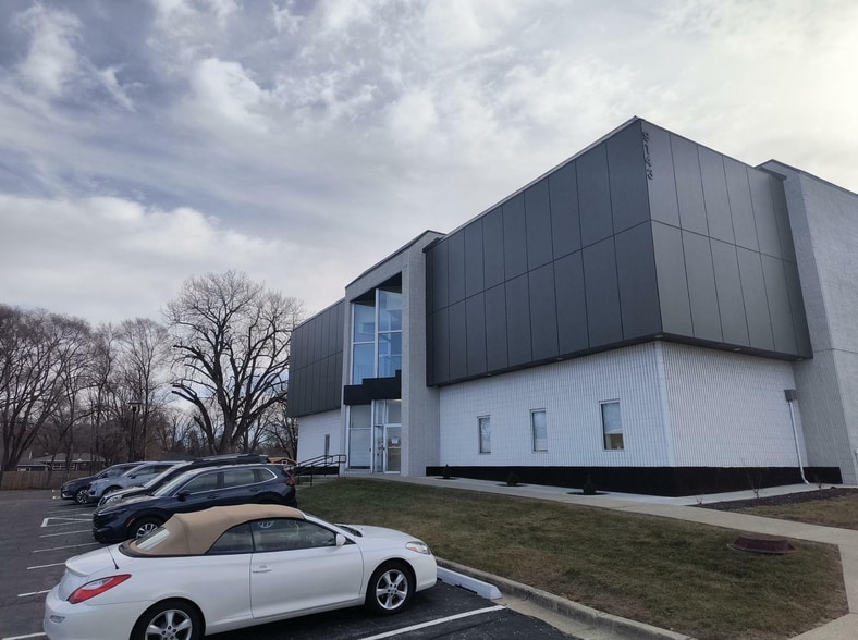 More Photos Of 9143 Indianapolis Blvd, Highland Medical For Lease