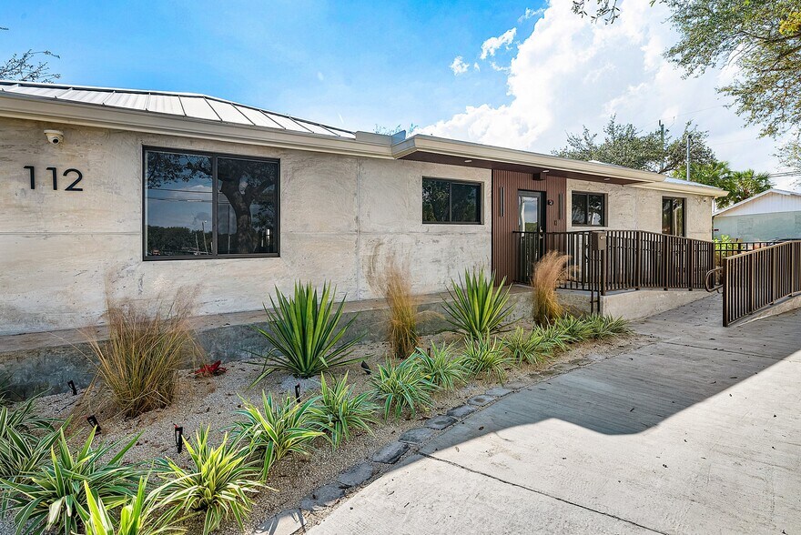 More Photos Of 112 SE 10th St, Delray Beach Office Residential For Sale