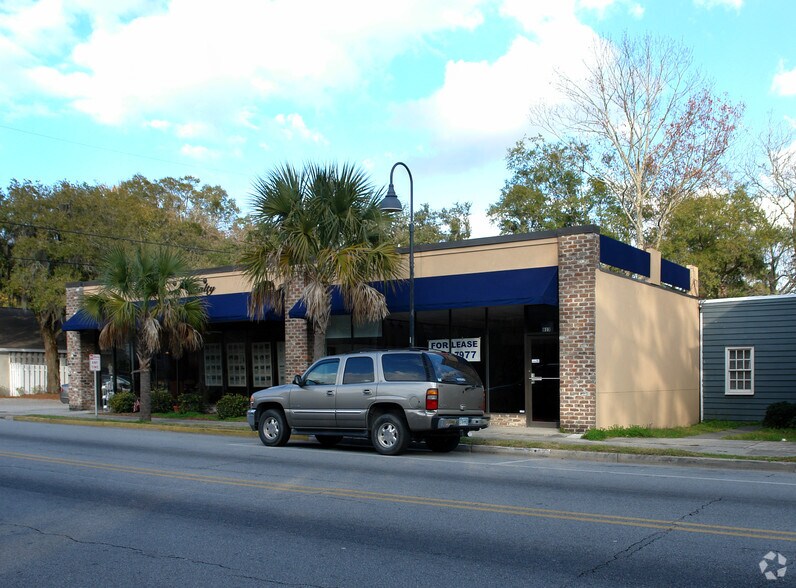 More Photos Of 613 Carteret St, Beaufort Storefront For Lease