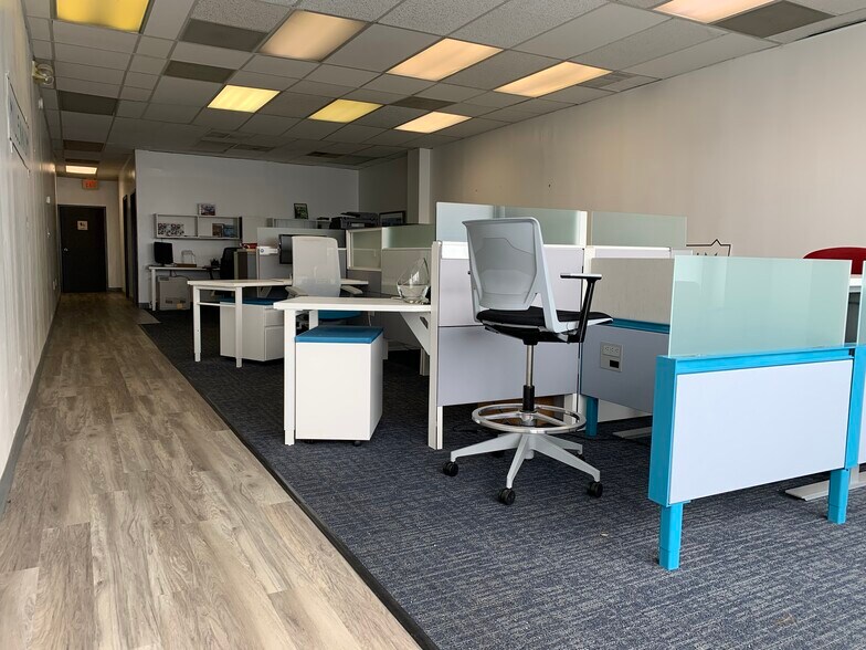 More Photos Of 170 Scotland Rd, Orange Flex For Lease