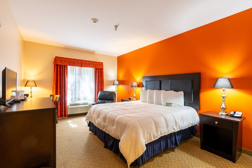 More Photos Of 22500 Rhea County Hwy, Spring City Hotel For Sale