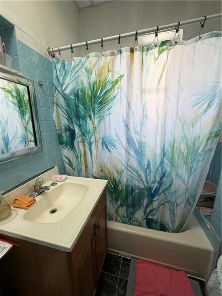 More Photos Of 8501 21st Ave, Brooklyn General Retail For Sale