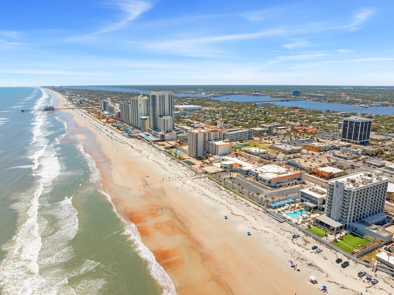 More Photos Of 444 Seabreeze Blvd, Daytona Beach Office For Sale