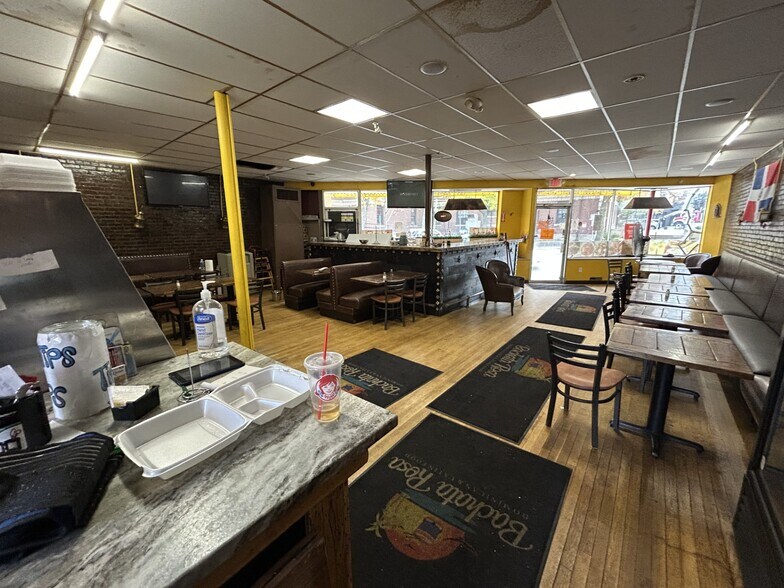 More Photos Of 22 Washington Ave, Chelsea Restaurant For Sale