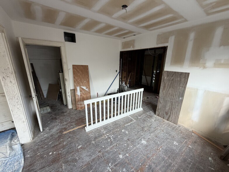 More Photos Of 2734 Charlotte St, Kansas City Apartments For Sale
