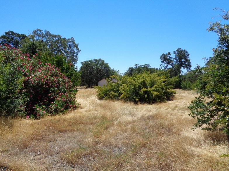 More Photos Of 2681 Hartnell Ave, Redding Land For Sale
