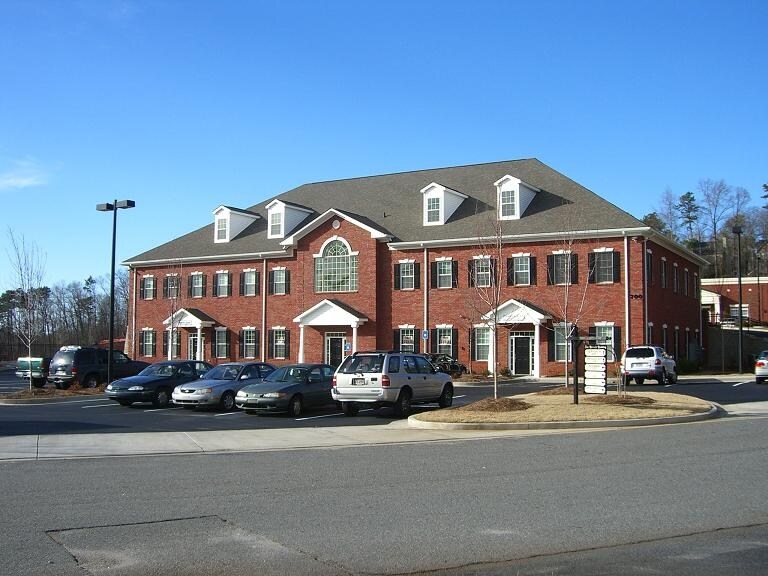 More Photos Of 700 Churchill Ct, Woodstock Office For Lease