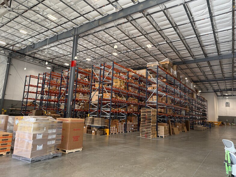 More Photos Of 741 Hickory Industrial Dr, Old Hickory Industrial For Lease