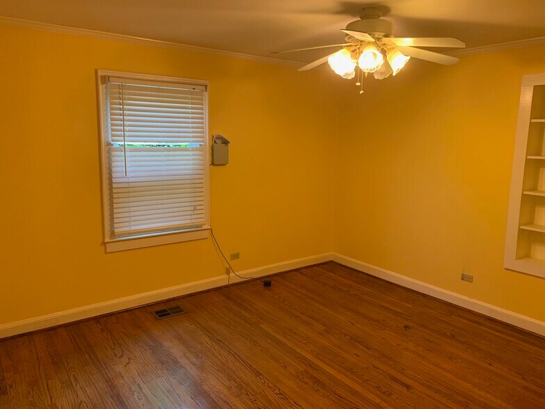 More Photos Of 1201 S Alabama Ave, Monroeville Office For Sale