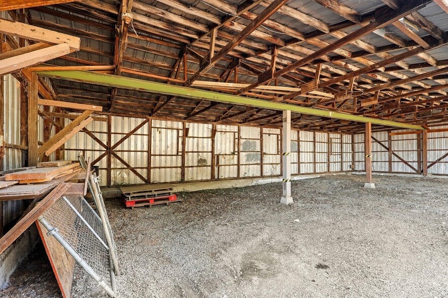 More Photos Of 18795 Jessie Rd, Anderson Distribution For Sale