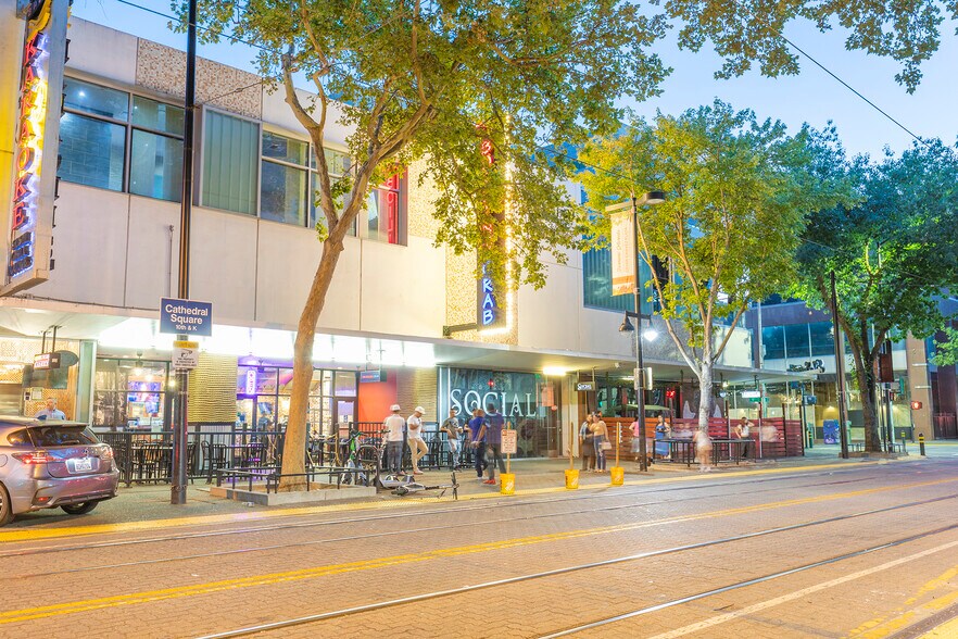 More Photos Of 1000 K St, Sacramento Restaurant For Lease