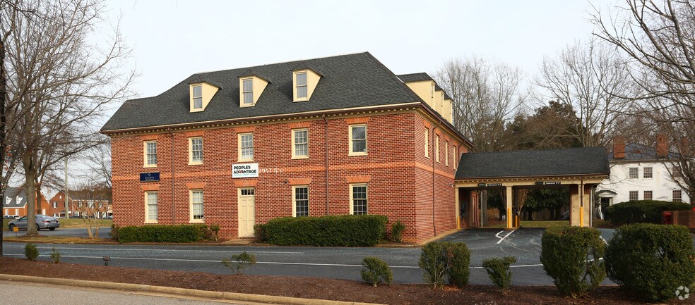 More Photos Of 10001 Courtview Ln, Chesterfield Office For Lease