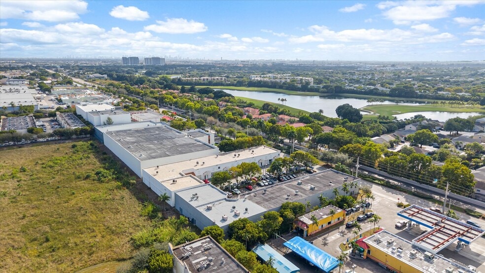 More Photos Of 10171 NW 58th St, Miami Light Distribution For Lease