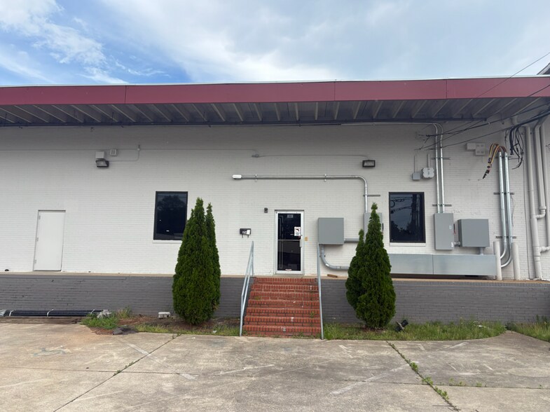 More Photos Of 214-224 Industrial Dr, Greenville Refrigeration Cold Storage For Lease