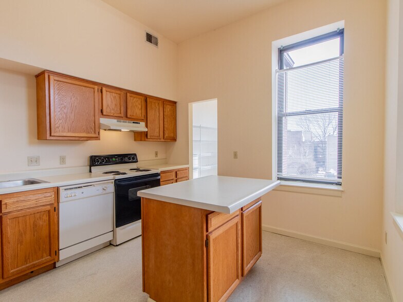 More Photos Of 2406 Menard St, Saint Louis Multifamily For Sale