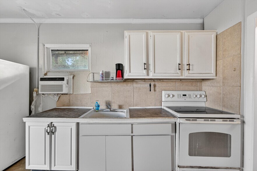 More Photos Of 4701 Land O Lakes Blvd, Land O' Lakes Apartments For Sale