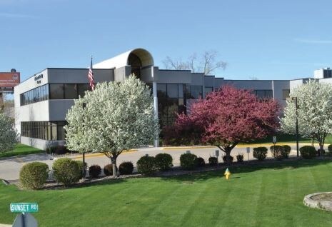 More Photos Of 2100 Fleur Dr, Des Moines Office For Sale