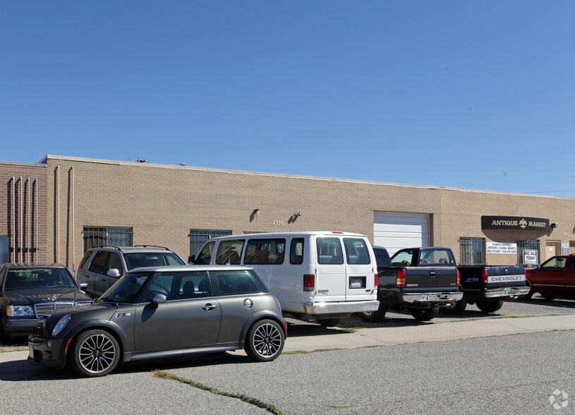 More Photos Of 2330-2350 S Kalamath St, Denver Warehouse For Lease