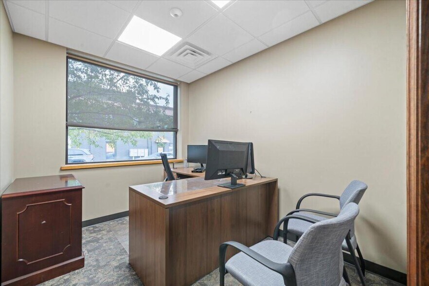 More Photos Of 100 E Broadway St, Council Bluffs Office For Sale