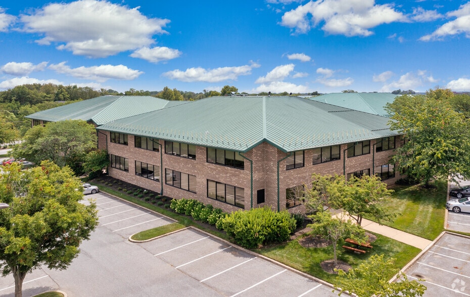 More Photos Of 3100 Lord Baltimore Dr, Windsor Mill Unknown For Lease