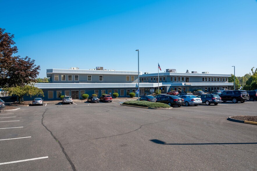 More Photos Of 2201-2207 NE Columbia Blvd, Portland Office For Lease
