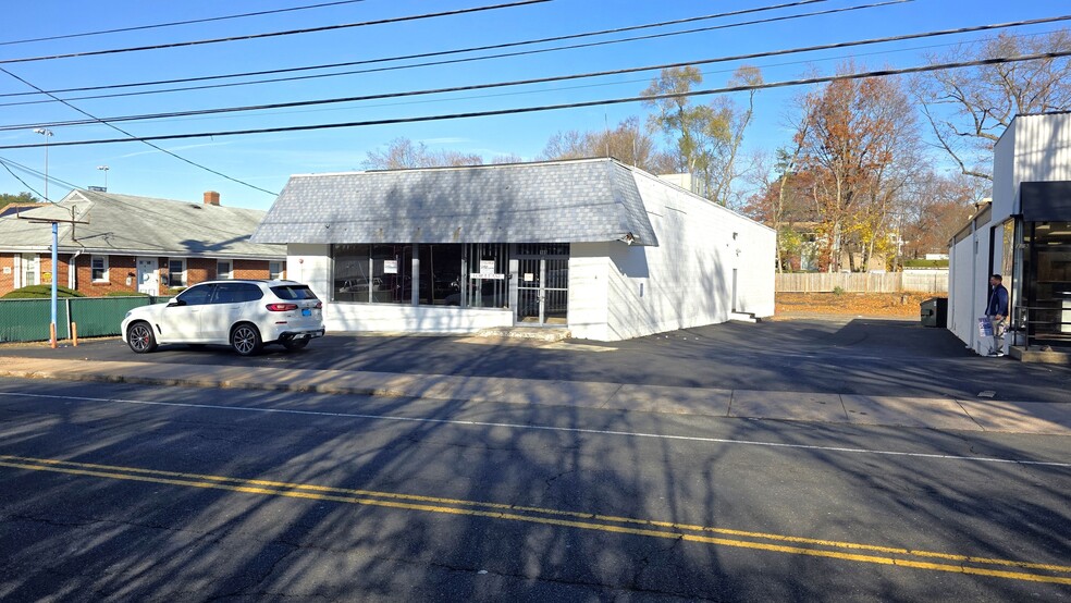 Primary Photo Of 185 Middle Tpke W, Manchester Freestanding For Lease
