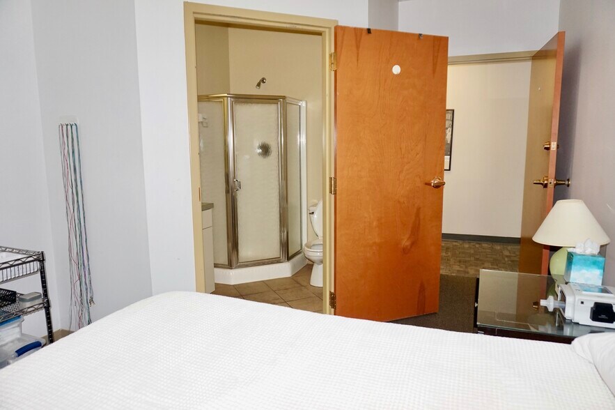 More Photos Of 1120 Youngs Rd, Williamsville Medical For Sale