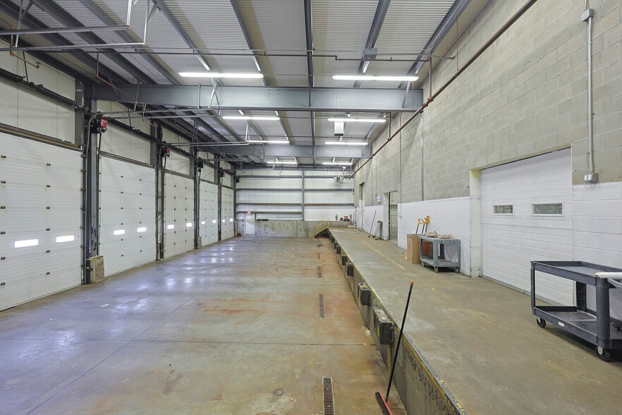 More Photos Of 125 Liberty St, Brockton Manufacturing For Lease