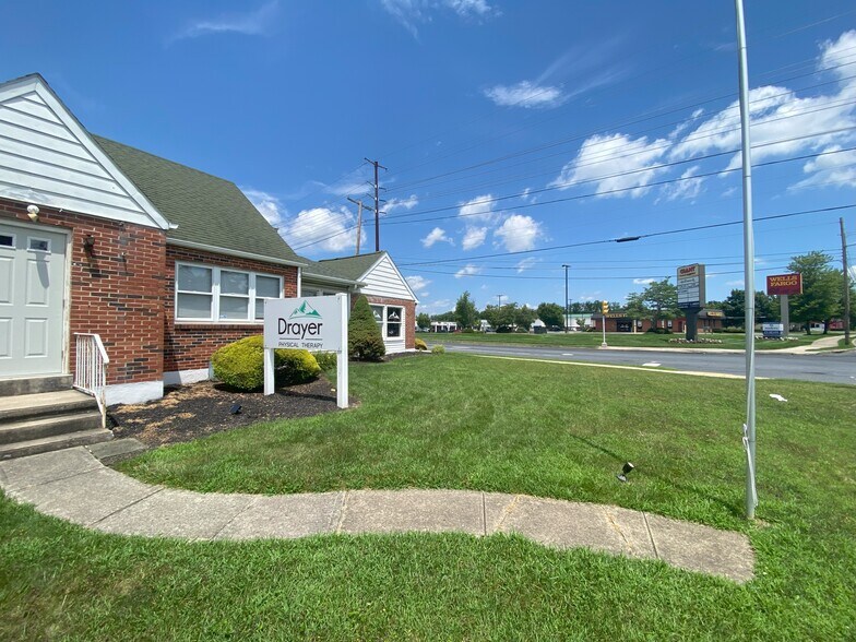 More Photos Of 3103 W Emaus Ave, Allentown Office For Lease