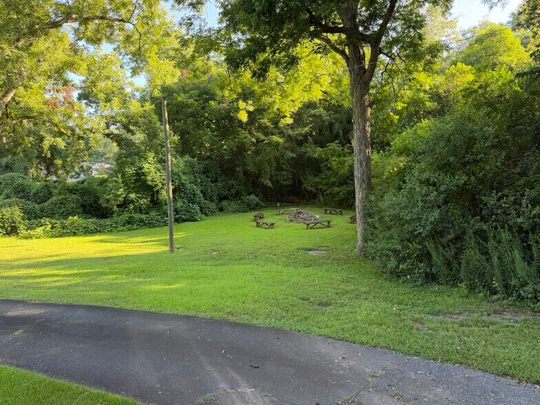 More Photos Of 500 Columbia St, Milledgeville Land For Sale