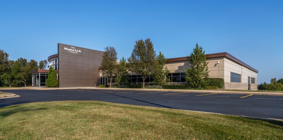 More Photos Of 6744 S Howell Ave, Oak Creek Office For Sale