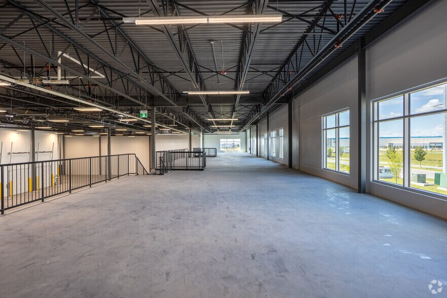 More Photos Of 10300 68 St SE, Calgary Warehouse For Sale