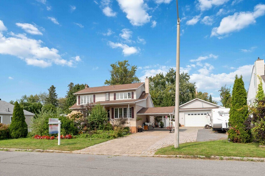 More Photos Of 431 Blake Blvd, Ottawa Land For Sale