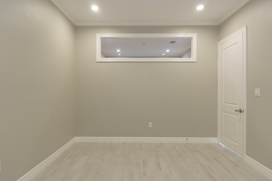 More Photos Of 10401 S Mason Rd Building B, Richmond Medical For Sale