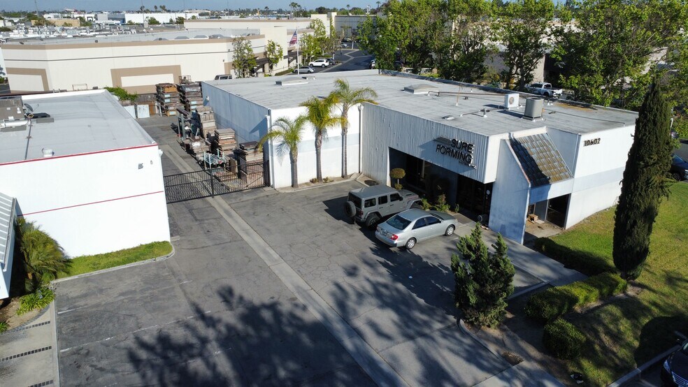 Primary Photo Of 10602 Humbolt St, Los Alamitos Manufacturing For Sale