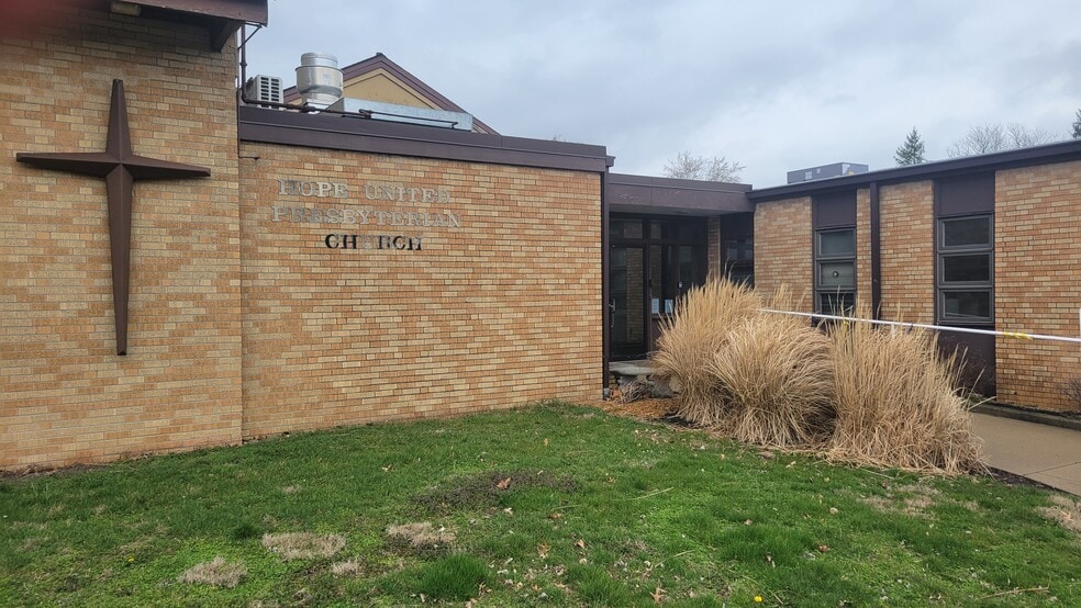 More Photos Of 1331 Section St, Plainfield Religious Facility For Sale