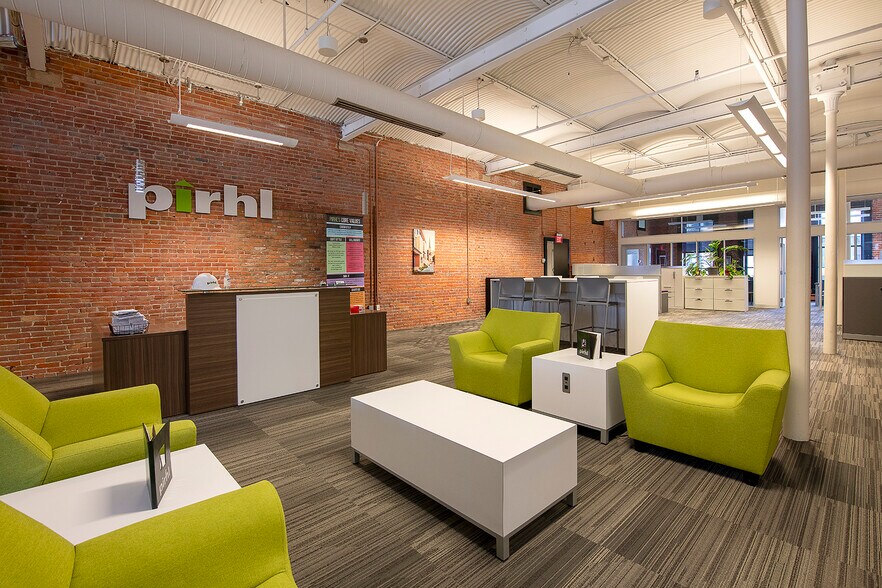 More Photos Of 800-836 W Saint Clair Ave, Cleveland Office For Lease